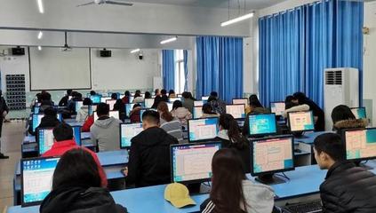 ?？苾?yōu)勢(shì)專業(yè)推薦 電腦圖文設(shè)計(jì)制作，分?jǐn)?shù)一般考生的務(wù)實(shí)選擇